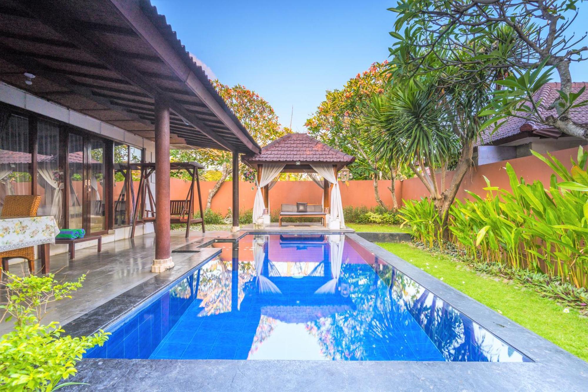 Private Pool Villas Kuta  Exterior photo