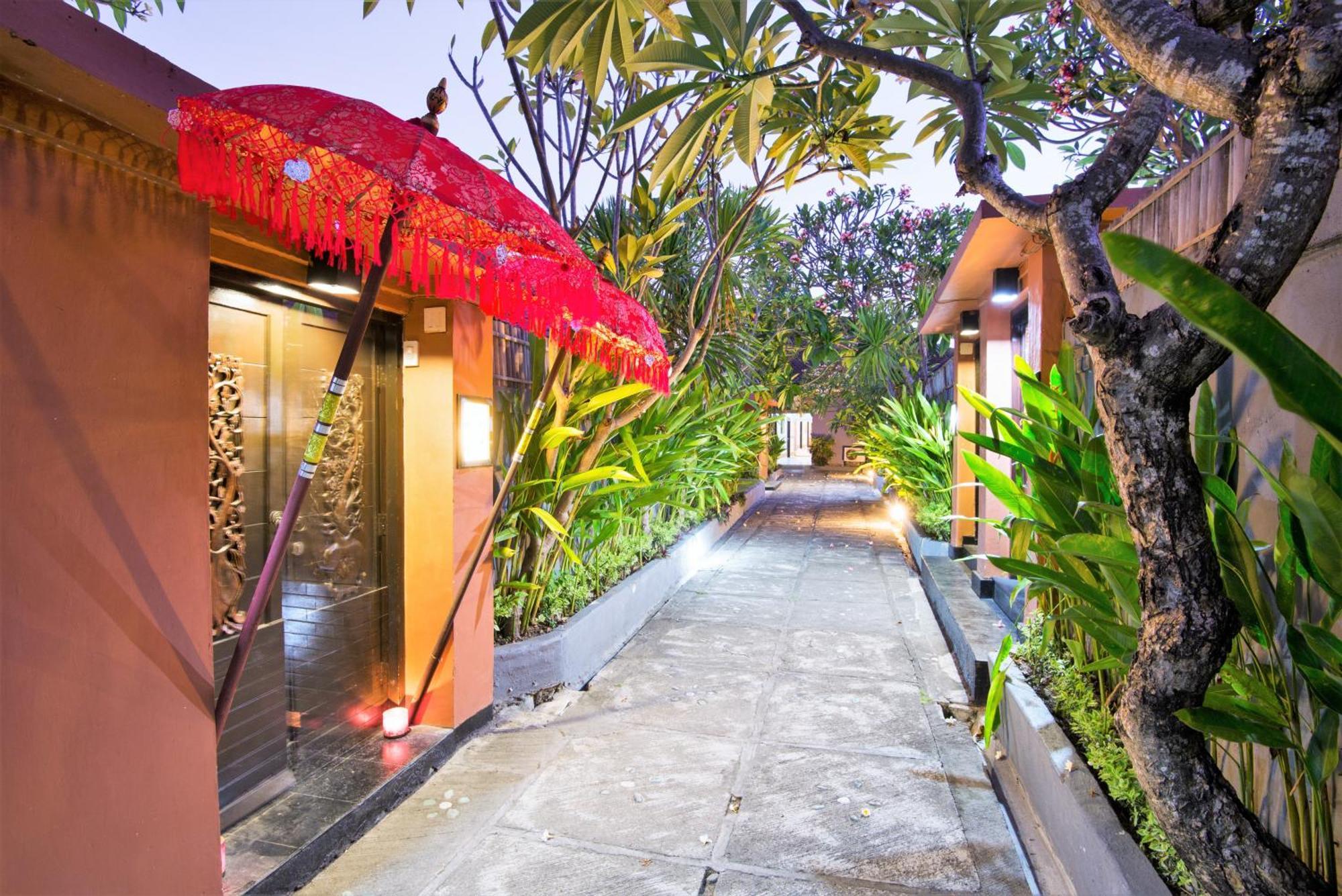 Private Pool Villas Kuta  Exterior photo